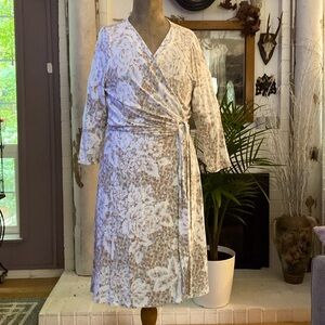Tommy Bahama wrap style dress size large